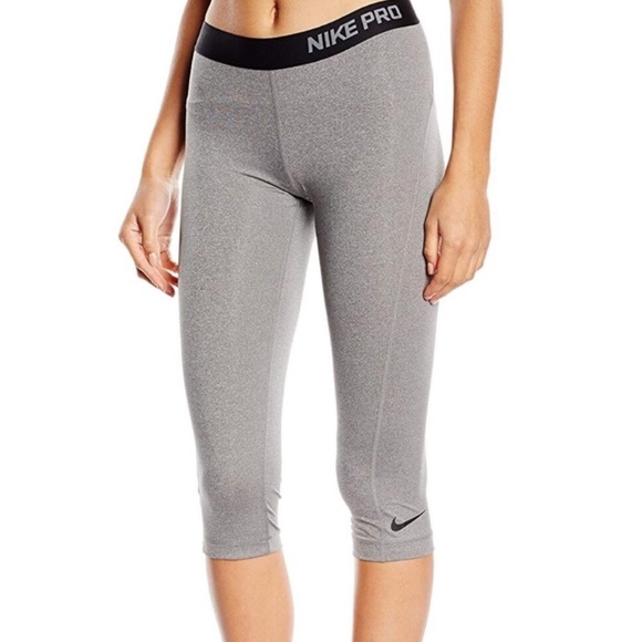 nike pro dri fit capri leggings